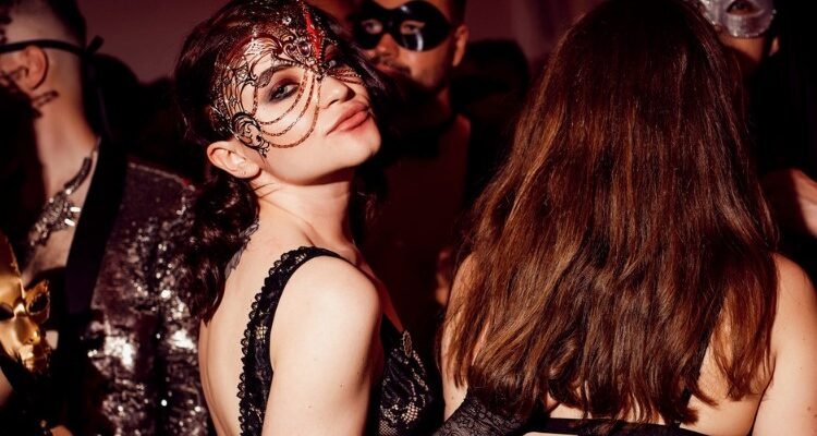 Що таке Кінк паті і чого чекати на секс-вечірці