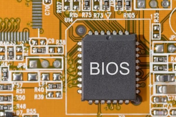 BIOS: Незримий Керівник Комп’ютера – Як Він Впливає на Ваш ПК