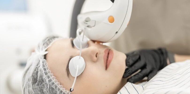 Що таке IPL-терапія і кому вона потрібна?