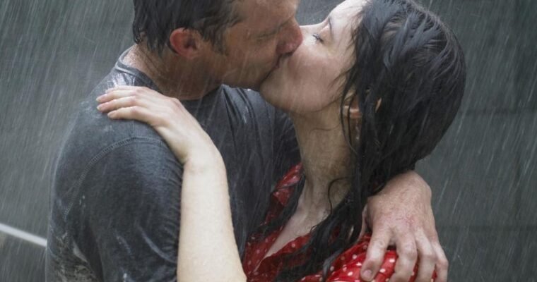 Що таке паблік секс: інтимність на межі публічного простору