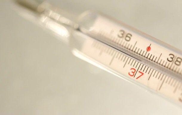 Чи є нормальною температура тіла 37°C: що варто знати?