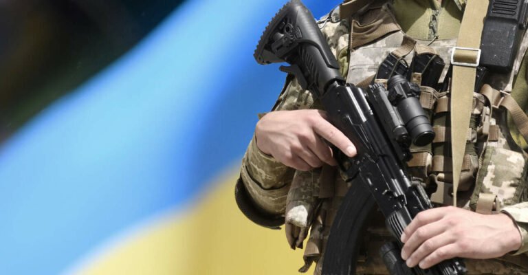 Чи потрібний дозвіл на стартову зброю в Україні: всі нюанси та правила