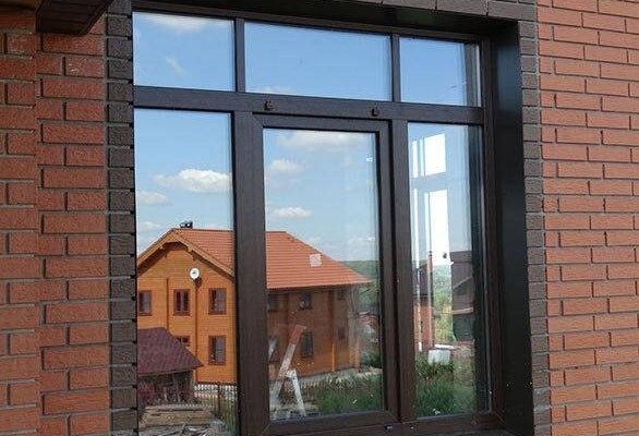 Чи реально перетворити білі пластикові вікна у коричневі? Всі можливості