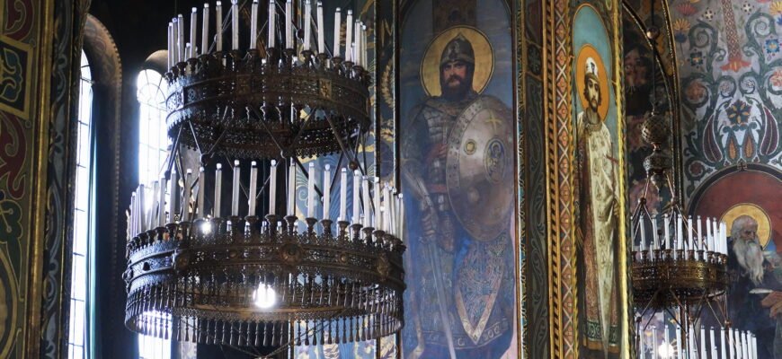 Покроковий догляд за обличчям: ключові етапи для сяючої шкіри Покроковий догляд за обличчям: ключові етапи для сяючої шкіри