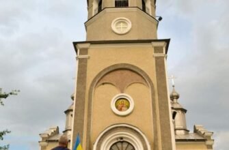 Соборування під час місячних: міфи та реальність церковних традицій