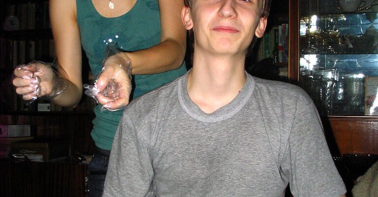 Професійний догляд за блондом: секрети збереження яскравості волосся