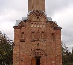 Плінфа: історія, використання та значення в архітектурі України