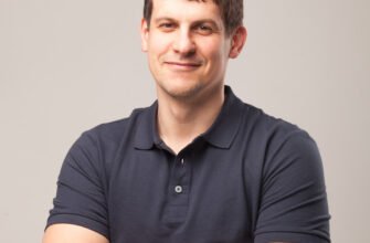 Сергій Данилов: Біографія, Досягнення та Вплив на Суспільство
