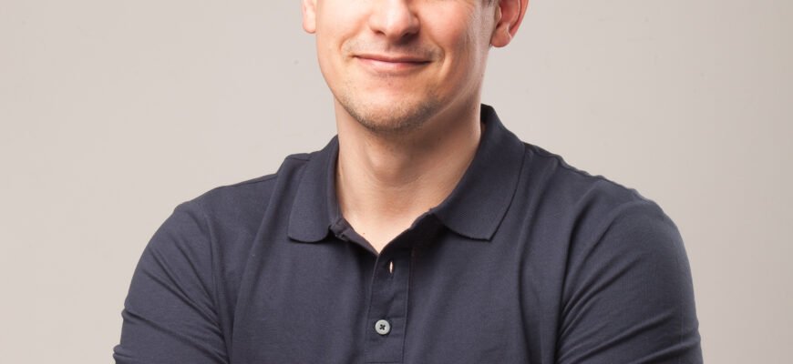 Сергій Данилов: Біографія, Досягнення та Вплив на Суспільство