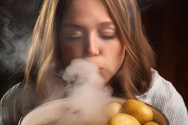 Як самостійно зробити інгаляцію вдома: прості методи без інгалятора