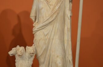 Огляд Аїда: Міфи, Легенди та Його Роль у Сучасному Світі