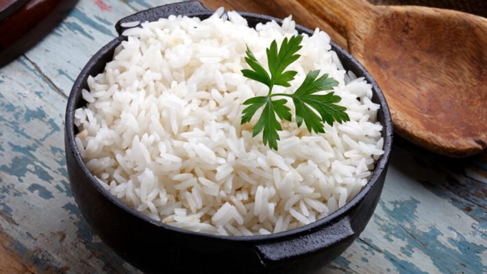 Чи можна собакам рис?