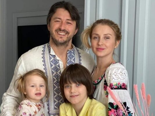 Сергій Притула: Сімейне Життя і Цікаві Факти про Родину Телеведучого Сергій Притула: Сімейне Життя і Цікаві Факти про Родину Телеведучого