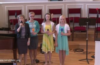 Мила моя мамо, ти — мій промінчик сонця