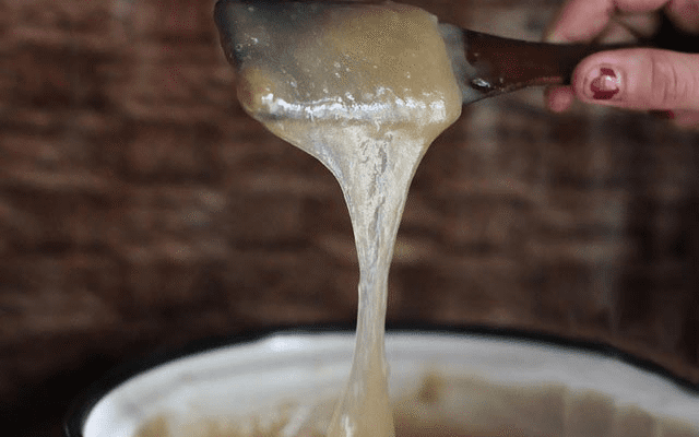 Як Самостійно Зробити Клей для Шпалер: Простий Покроковий Гід