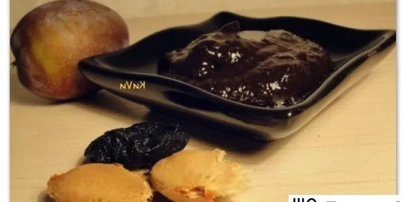 Як швидко та смачно приготувати пюре з чорносливу вдома