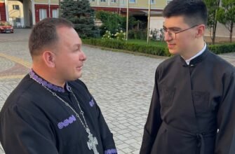 Прошу Вашого благословення, святіший отець