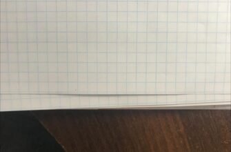 В метро їде чоловік і з сумом думає: — Життя — туга