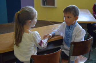 Вітаю з Днем знань! Впевнено крокуй до нових знань