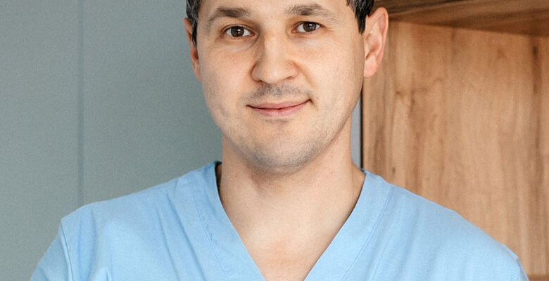 Віталій Іванович Лешак: Життєвий Шлях та Досягнення в Кар’єрі