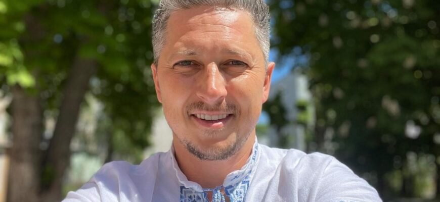 Віталій Гогунський: Біографія, Кар’єра та Особисте Життя Актору