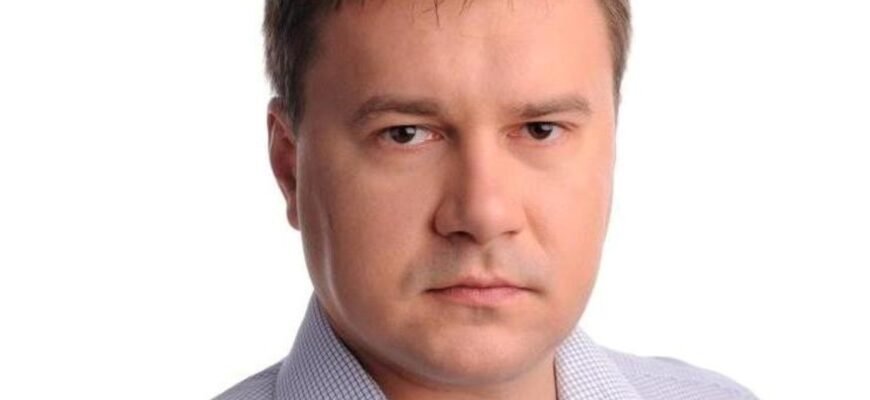 Віталій Цимбалюк: Біографія, Досягнення та Вплив на Мистецтво України