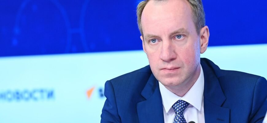 Петро Кучеренко: Біографія, Досягнення та Вплив на Українську Політику