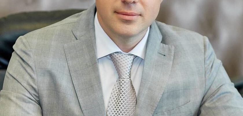 Сергій Анатолійович Мінько: Життєвий Шлях та Досягнення в Політиці