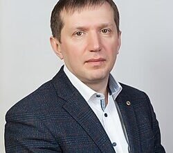 Кучин Юрій Леонідович: Життєвий Шлях та Досягнення Відомого Фахівця