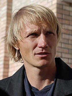 Андрій Леонідович Гусін: Біографія, Кар’єра та Досягнення у Футболі
