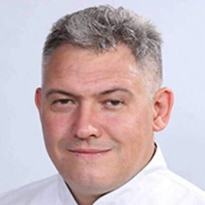 Закордонець Віталій Олександрович: Життєвий Шлях та Досягнення