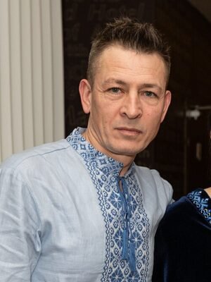 Андрій Мостренко: біографія, досягнення та роль у кіноіндустрії України