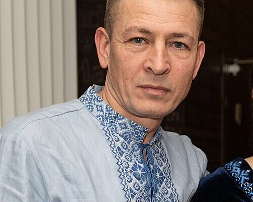 Андрій Мостренко: біографія, досягнення та роль у кіноіндустрії України