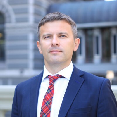 Біографія та досягнення Сергія Анатолійовича Ніколайчука: факти та вплив