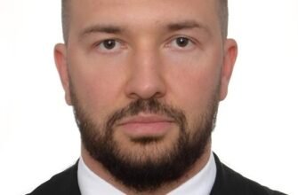“Керман Сергій Юрійович: Біографія та Вплив на Розвиток Галузі”