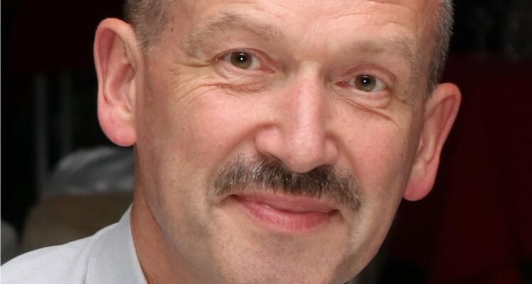Андрій Петрович Лябах: Життя та Досягнення Визначного Лідера