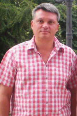 Віталій Власов: Біографія, Досягнення та Вплив на Сучасне Суспільство