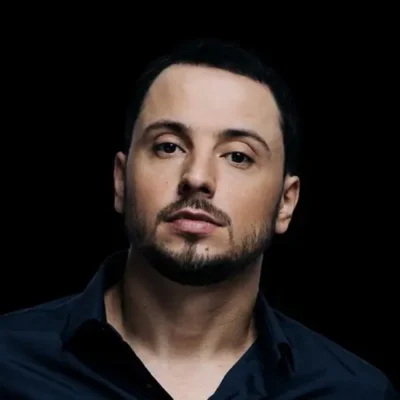 Сергій Мироненко: Життєвий Шлях Та Успіхи Українського Співака