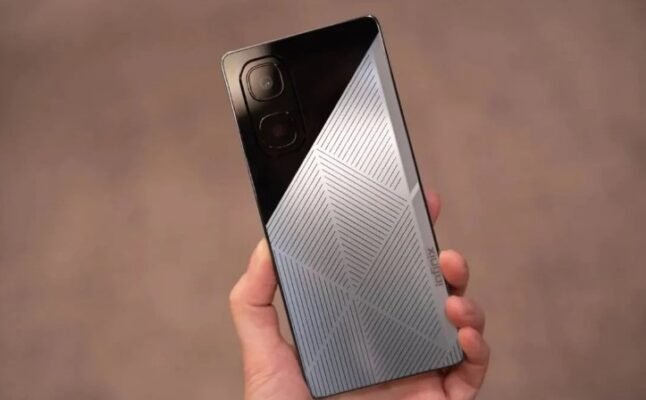 Смартфон майбутнього від Infinix: зарядка від сонця без обмежень і компромісів