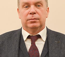 Знайомтесь: Віталій Валерійович Саліхов – Видатний Український Науковець