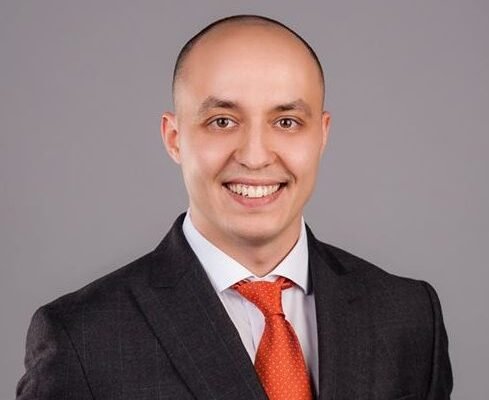 Віталій Власюк: життєвий шлях та досягнення українського діяча